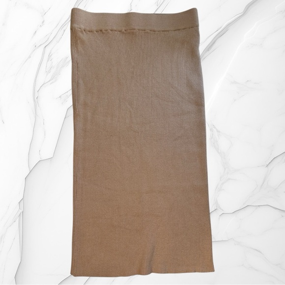 and now this Dresses & Skirts - NWT AND NOW THIS Pull On Ribbed Knit Midi Skirt | Tan | Size Large